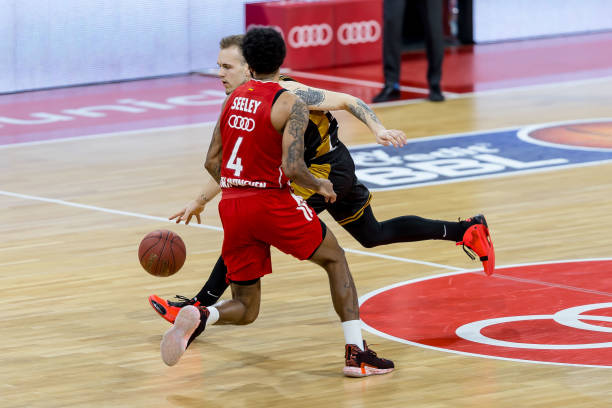 而是在国王 而是在国王